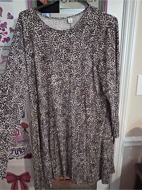 Old Navy Animal Print Long Sleeve Swing Dress - Brown and Black